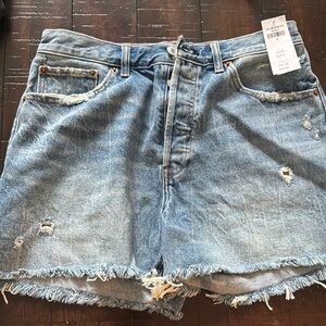 NWT Abercrombie & Fitch Distressed Denim Shorts button fly 4 inch mom 10/30